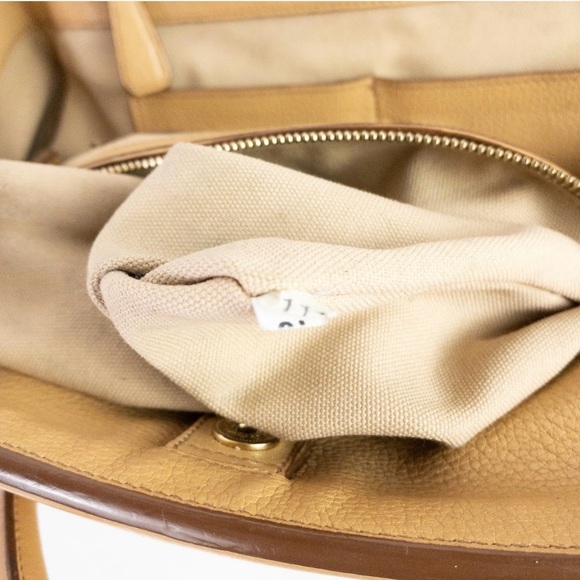 Prada Pebbled vitello daino tote Leather Bag **missing long strap** - Picture 14 of 16